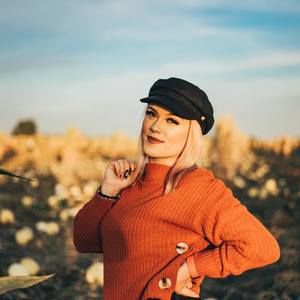 Meet your Posher, Makenna